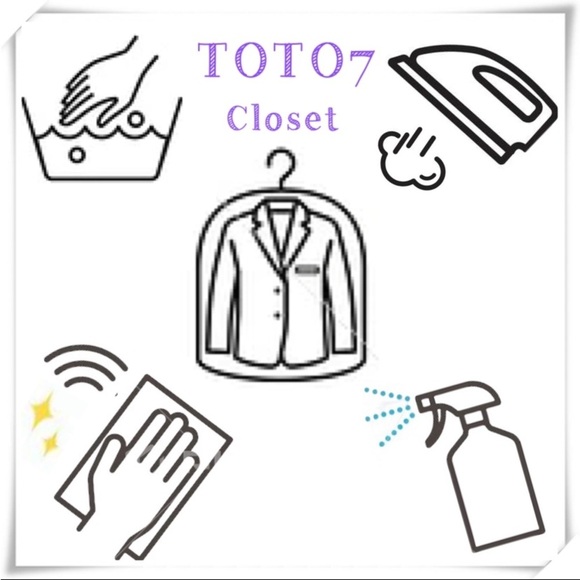 Aritzia Babaton Randy Floral Short Sleeve Top Blouse in Navy Blue Size M - Picture 8 of 8